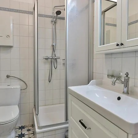 Herrenhaus App.15 * Blengow