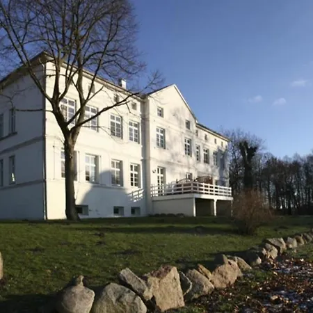 Herrenhaus App.15
